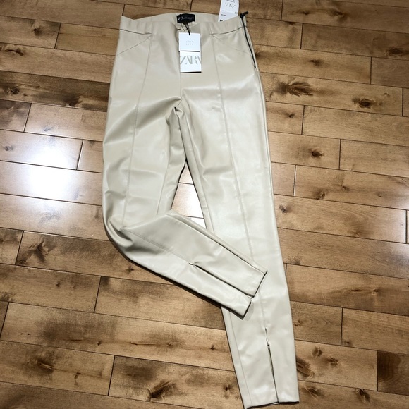 NWT Zara cream faux leather leggings - medium - Picture 1 of 14